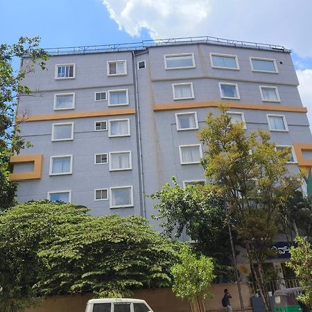Olive Hotel Indiranagar By Embassy Group Bengaluru Kültér fotó